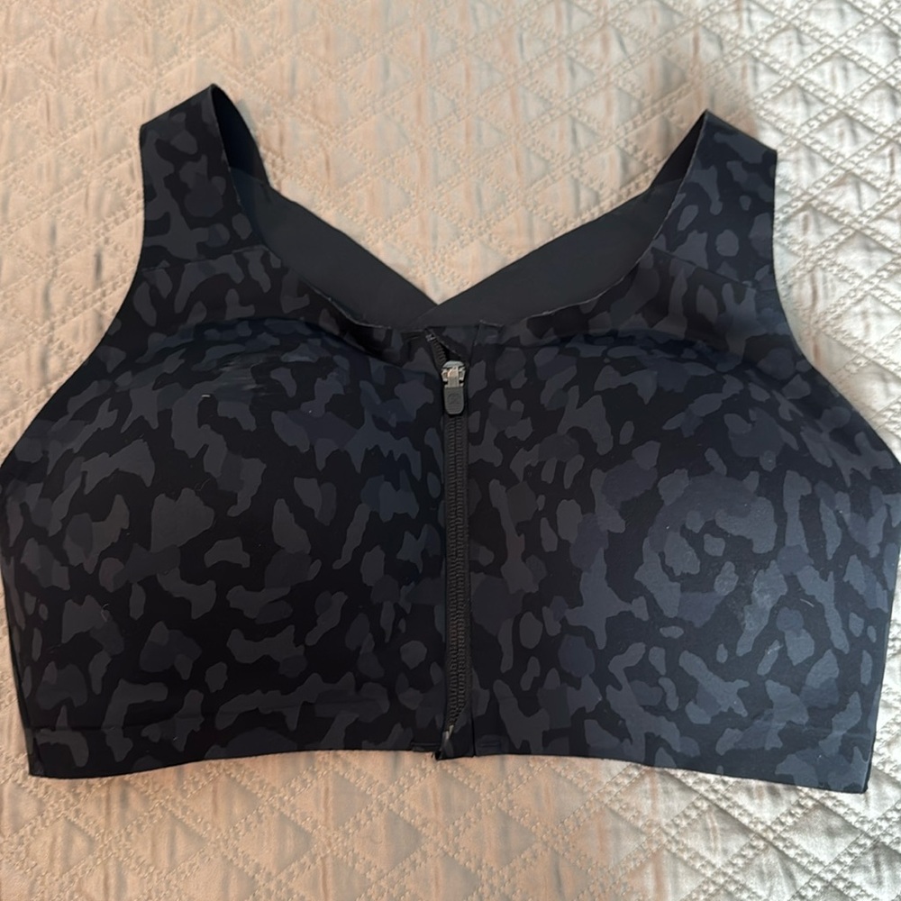 Lululemon Enlite Bra *Zip Front